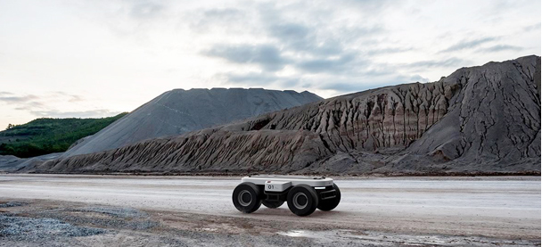Outdoor Functional Robot